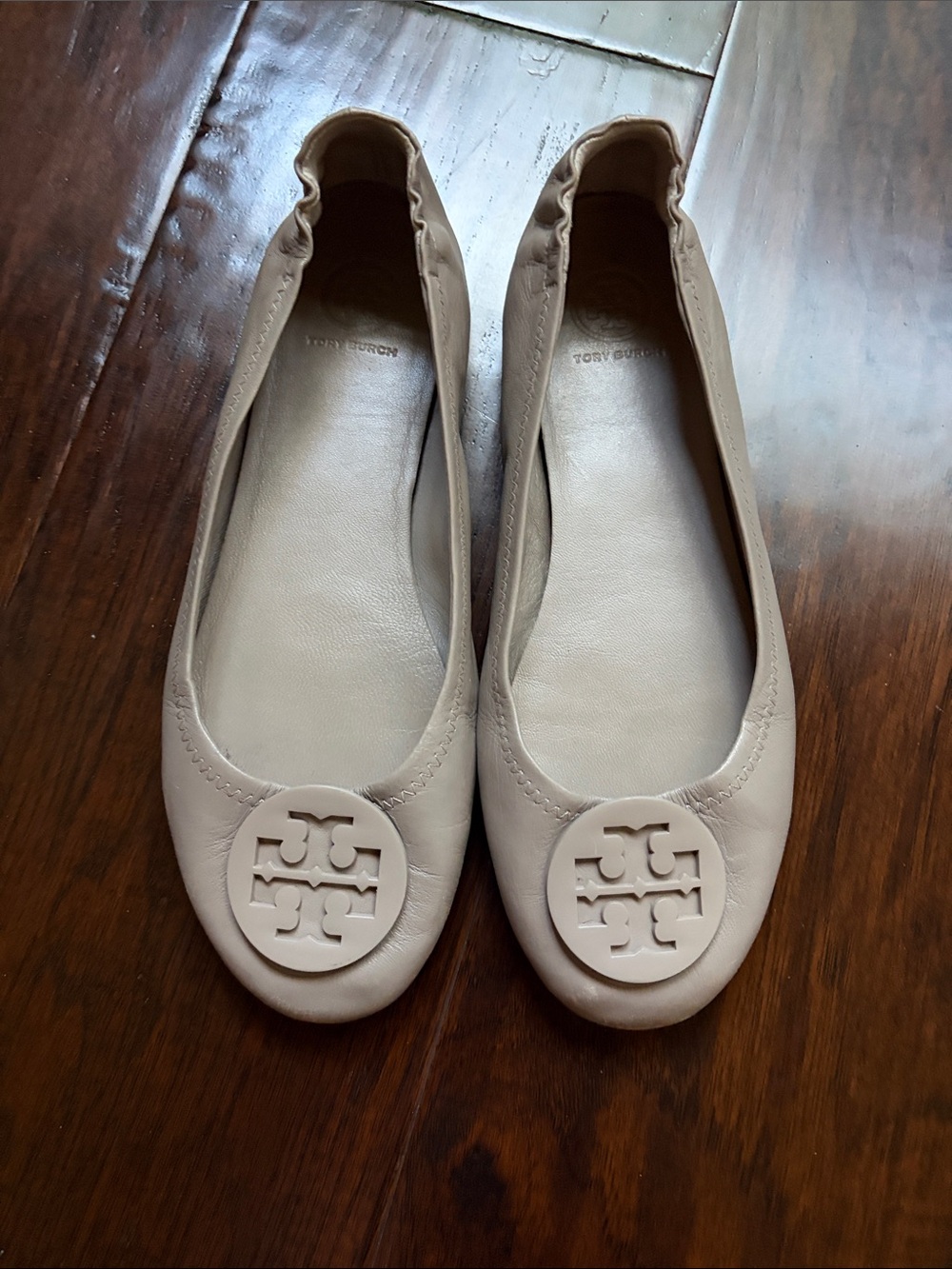 Tory Burch Neutral Beige Leather Logo Ballet Flats